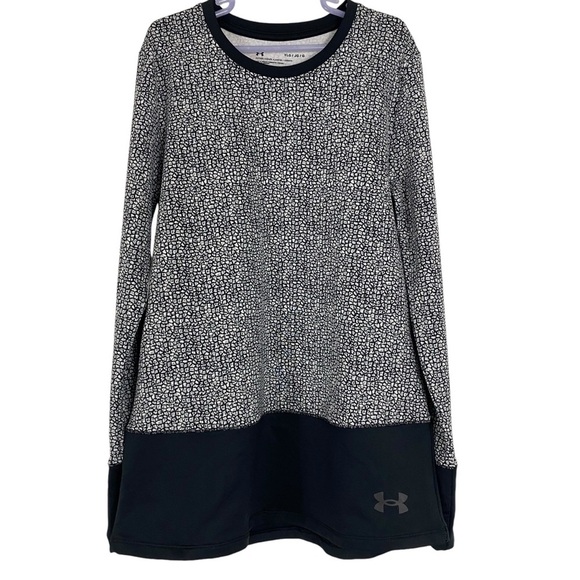 Under Armour Other - Under Armour Fitted Girls Sweatshirt Size Youth Large Crew Neck Black White